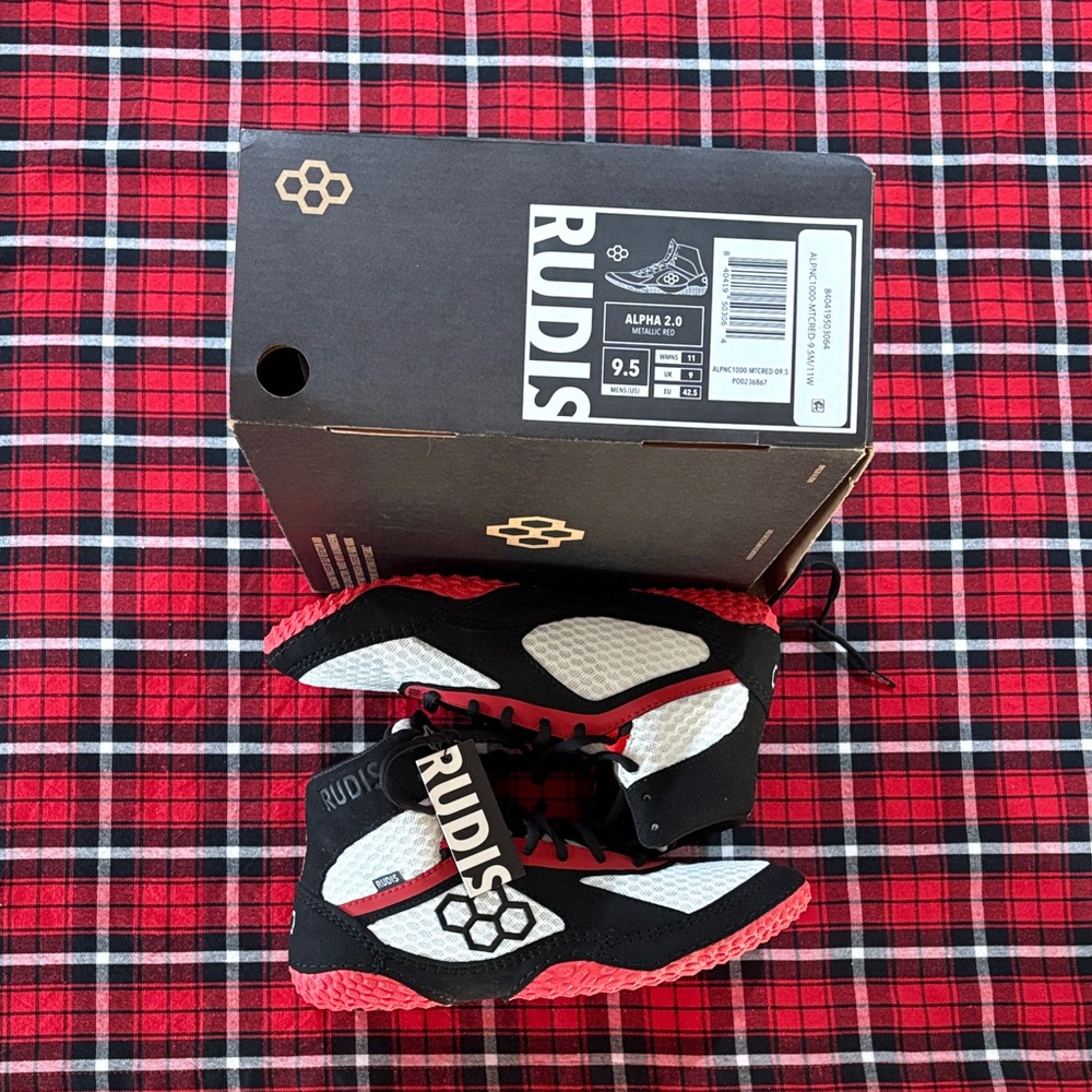 Rudis Men's Athletic Shoes - Black and Red